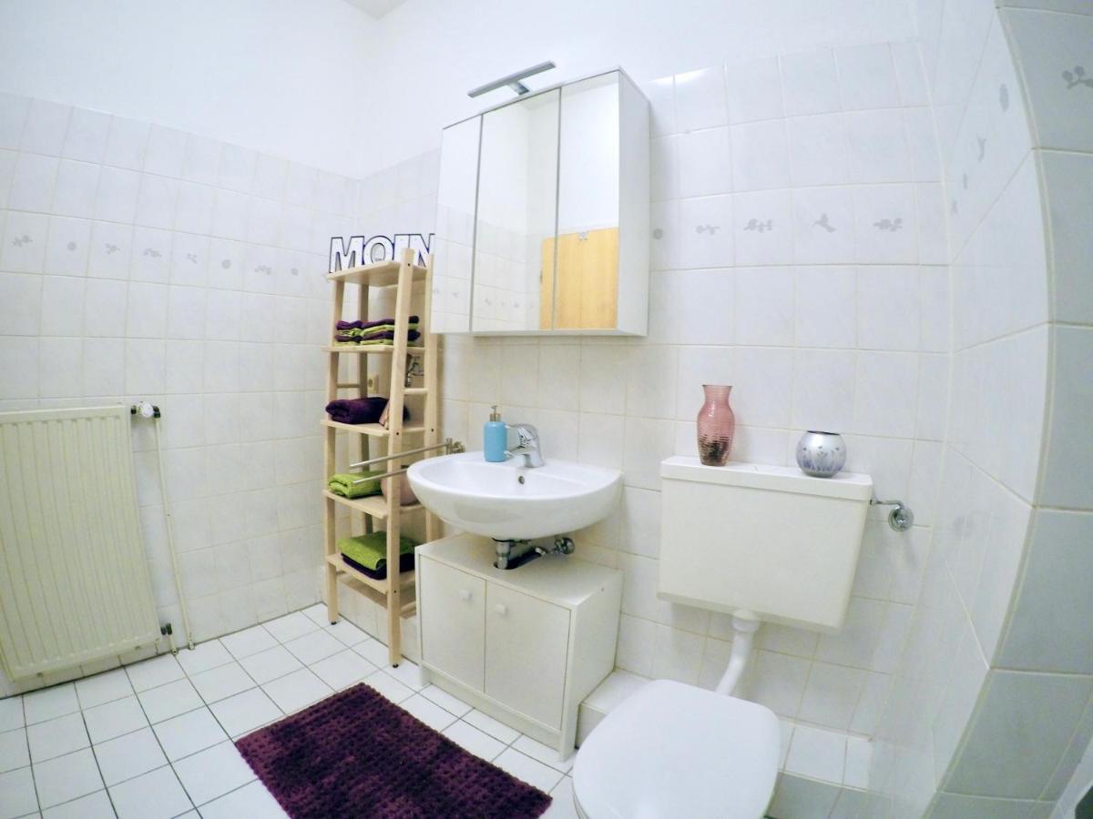 Vivid - Studioapartment Mit Balkon - Netflix - Wlan Wilhelmshaven Eksteriør bilde